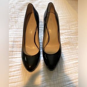 Enzo Angiolini Pumps